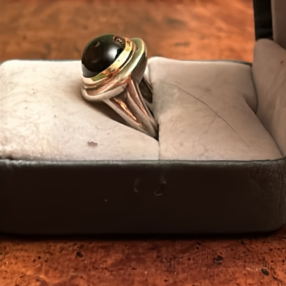 Onyx Ring in Sterling Silver & 14K gold - Picture 4 of 6
